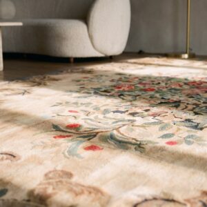 Room Size American Hooked Antique Ivory Wool 1930s Rug (SKU 19821) - in-room detail