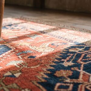 Room Size Red Antique Late 19th Century Persian Serapi Heriz Carpet (SKU 19893) - in-room detail