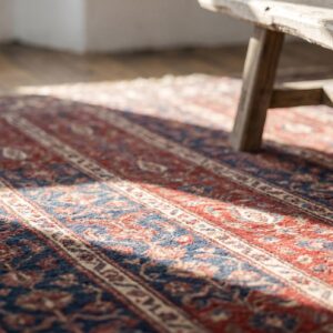 Antique Sarouk - Farahan Persian Ivory 1890s Rug (SKU 19790) - in-room detail