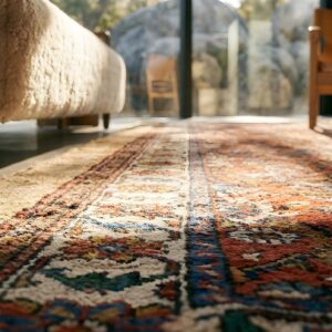 Antique Serab Hallway Runner Wool Coral Rug (SKU 25602) - in-room detail