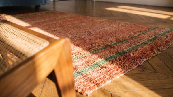 Antique shaker rug small scatter size wool coral 11 Antique shaker rug small scatter size wool coral (sku 21682) - in-room detail