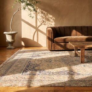 Antique Sivas Turkish Knotted Rug (SKU 19443) - room view
