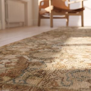 Small Light Neutral Color Antique Polonaise Design Indian Agra Rug (SKU 20286) - in-room detail