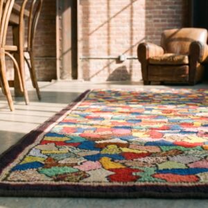 Small Scatter Size Wool American Hooked 1930s Antique Rug (SKU 19708) - in-room detail