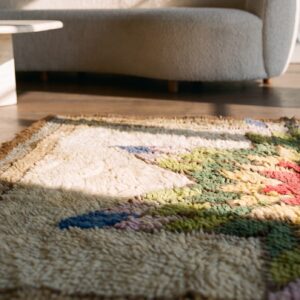 Small Scatter Size Ivory American 1930s Antique Hooked Square Wool Rug (SKU 20532) - in-room detail