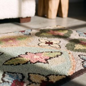 Antique Square American Hooked Rug American Knotted (SKU 17179) - in-room detail