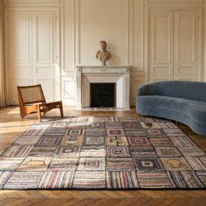 Antique Square Basket Weave and Log Cabin American Folk Art Hooked Rug (SKU 18335) - room view