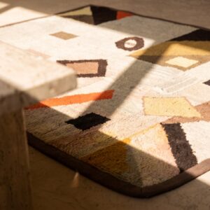 Square Hooked Ivory American Antique Wool Small Scatter Size 1930s Rug (SKU 20519) - in-room detail