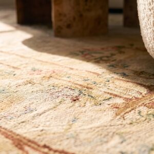 Antique Tapestry French Ivory 1750s Rug (SKU 20319) - in-room detail