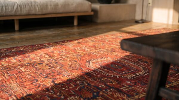 Tribal long and narrow antique central asian late 19th century red ersari beshir rug 9 Tribal long and narrow antique central asian late 19th century red ersari beshir rug (sku 18398) - in-room detail
