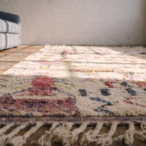 Vintage Mid Century Moroccan Beni Ourain Ivory Tribal Boho Berber Carpet (SKU 22425) - in-room detail