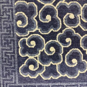 1920s Traditional Geometric Cloud Bands Patterns Antique Chinese Peking Wool Rug - detail view 2