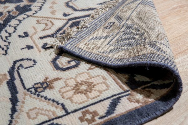 Majestic timeless charcoal hand knotted wool rug 9 x 12, detail view 3