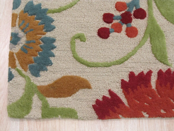 Bianca luna ivory hand tufted wool rug 6 round, detail view 2