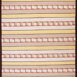 Contemporary American hooked rug, design 10027C