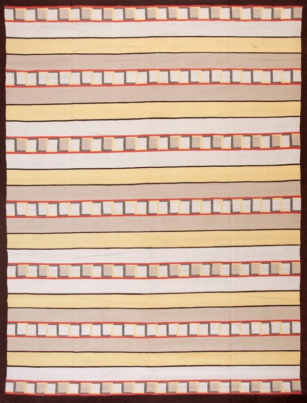 Contemporary american hooked rug, design 10027c