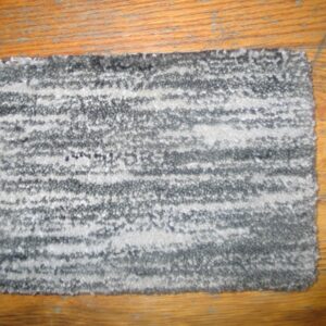 Contemporary American hooked rug, design 13011