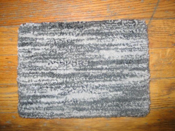 Contemporary tibetan rug, design 13011 1 Contemporary american hooked rug, design 13011