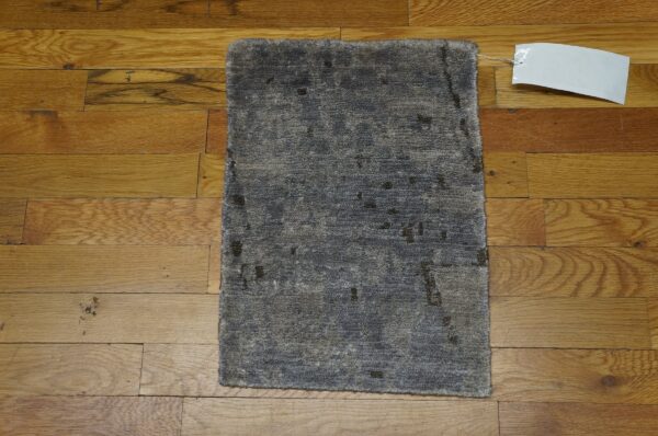 Contemporary nepali rug, design 13082a 1 Contemporary american hooked rug, design 13082a