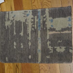 Contemporary American hooked rug, design 13083A