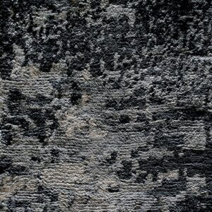 Contemporary American hooked rug, design 13087A