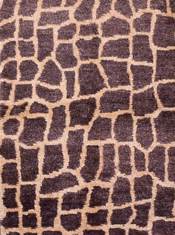 Contemporary natural fiber rug, design 14021a 1 Contemporary american hooked rug, design 14021a