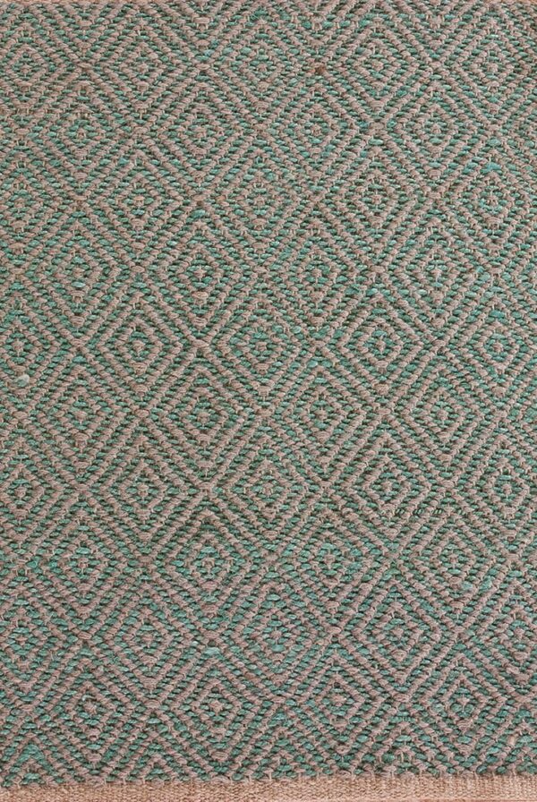 Contemporary american hooked rug, design 15008c