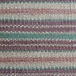 Contemporary American hooked rug, design 15011B