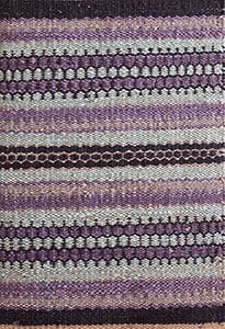 Contemporary American hooked rug, design 15012E