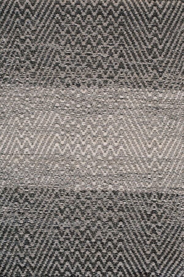 Contemporary ingrain rug, design 16028b 1 Contemporary american hooked rug, design 16028b