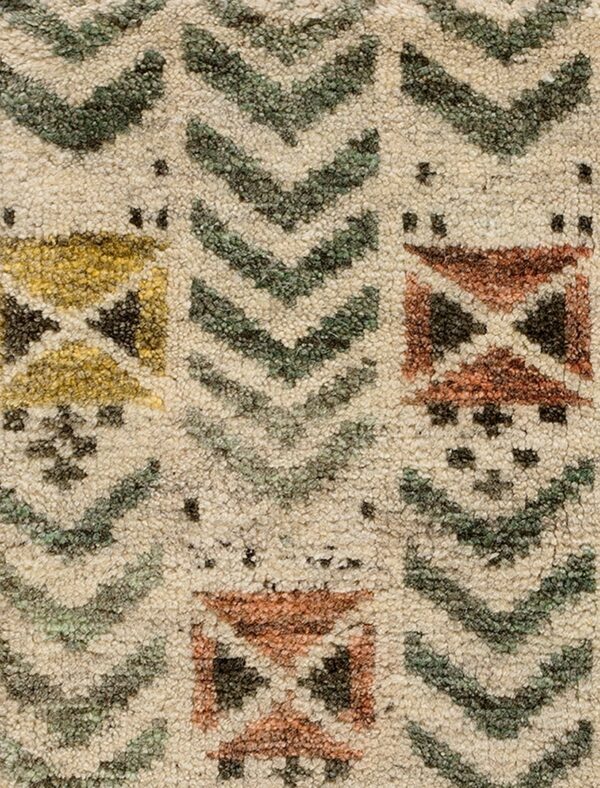 Contemporary oushak rug, design 4023 1 Contemporary american hooked rug, design 4023