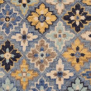 Contemporary American hooked rug, design 4030