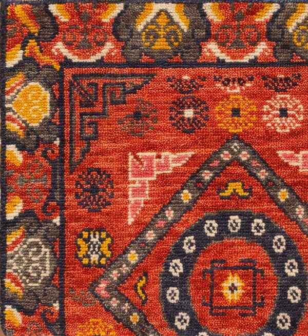 Contemporary oushak rug, design 4031 1 Contemporary american hooked rug, design 4031