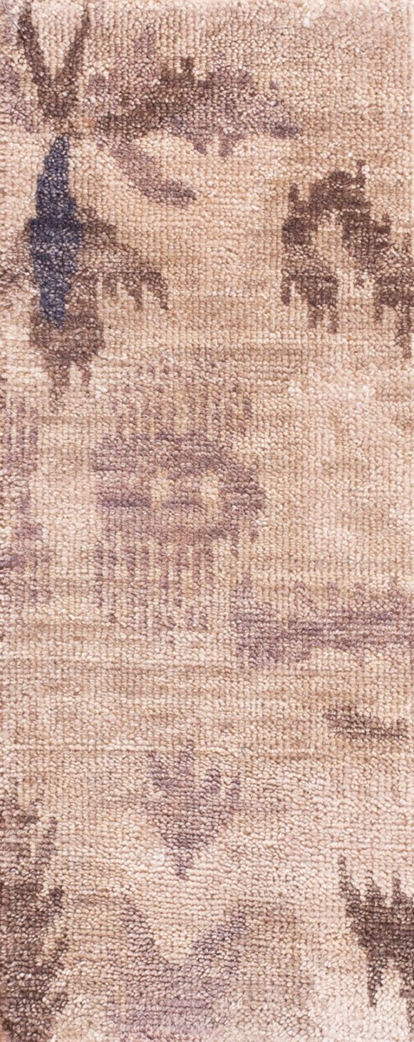 Contemporary wool pile rug, design 6102 1 Contemporary american hooked rug, design 6102
