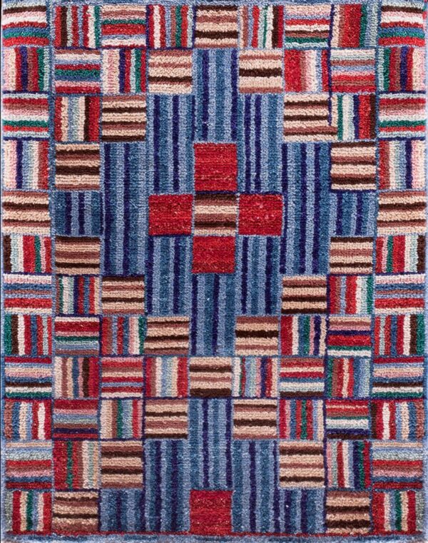 Contemporary american hooked rug, design 6105