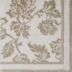 Contemporary American hooked rug, design 6112
