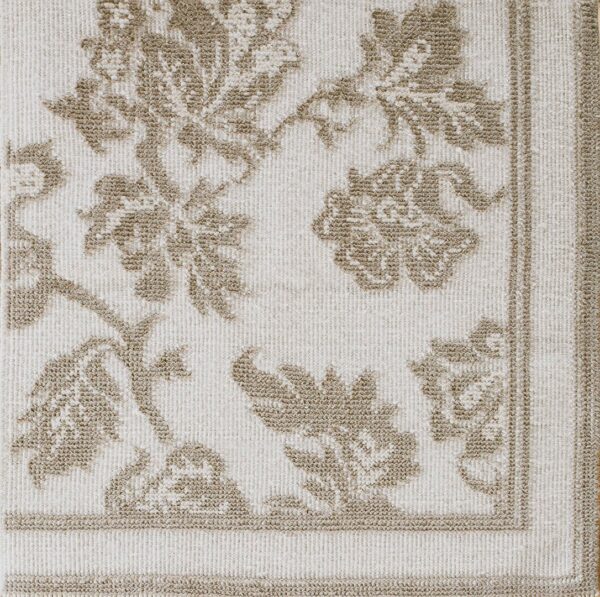 Contemporary wool pile rug, design 6112 1 Contemporary american hooked rug, design 6112