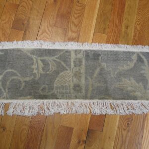 Contemporary American hooked rug, design 6114
