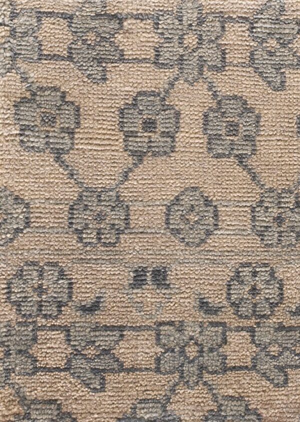 Contemporary wool pile rug, design 6122b 1 Contemporary american hooked rug, design 6122b
