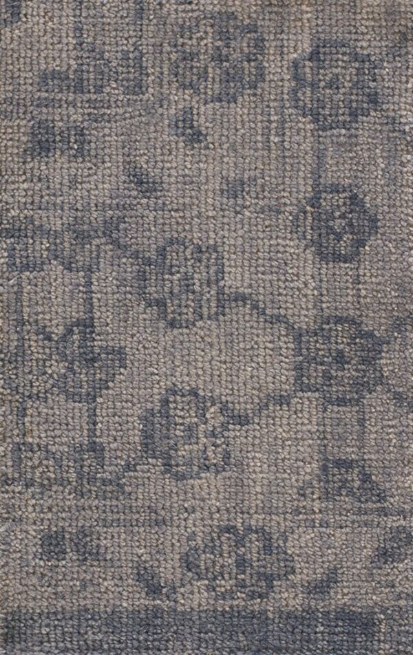 Contemporary wool pile rug, design 6122c 1 Contemporary american hooked rug, design 6122c