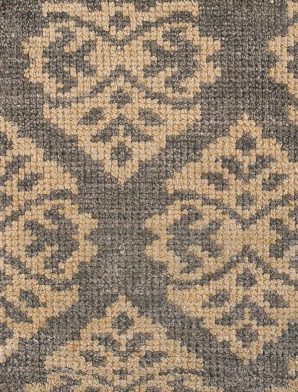 Contemporary wool pile rug, design 6125a 1 Contemporary american hooked rug, design 6125a