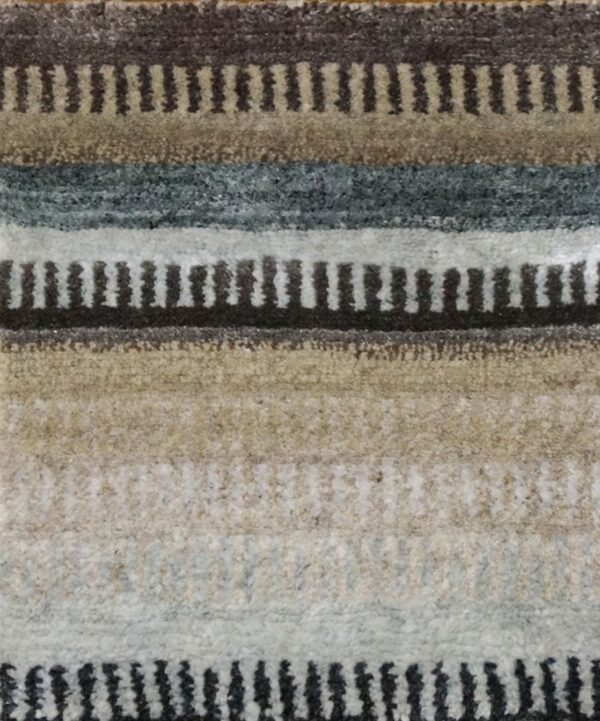 Contemporary wool pile rug, design 6134b 1 Contemporary american hooked rug, design 6134b