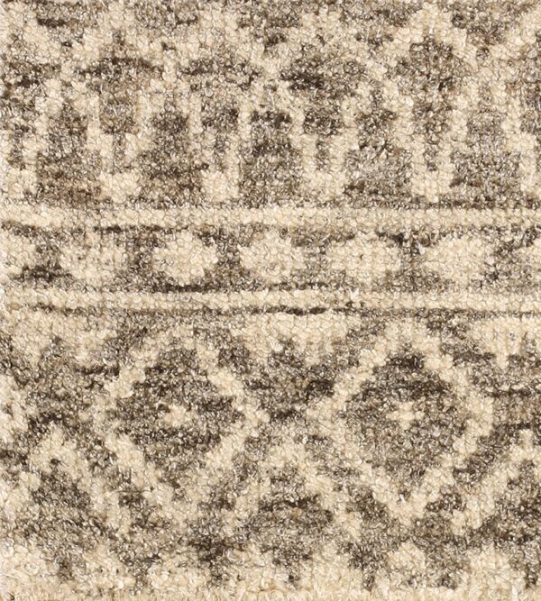 Contemporary american hooked rug, design 6213a