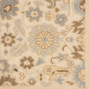 Contemporary American hooked rug, design 9068