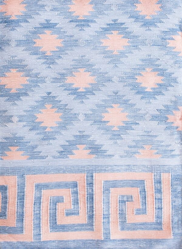 Contemporary american hooked rug, design d8107