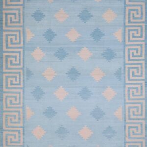Contemporary American hooked rug, design D8109