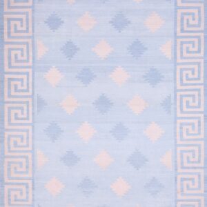 Contemporary American hooked rug, design D8109