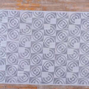 Contemporary American hooked rug, design I1203C
