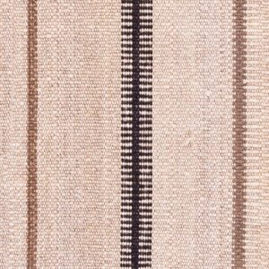 Contemporary American hooked rug, design K7031B