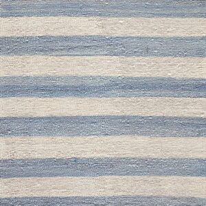 Contemporary American hooked rug, design K7210B